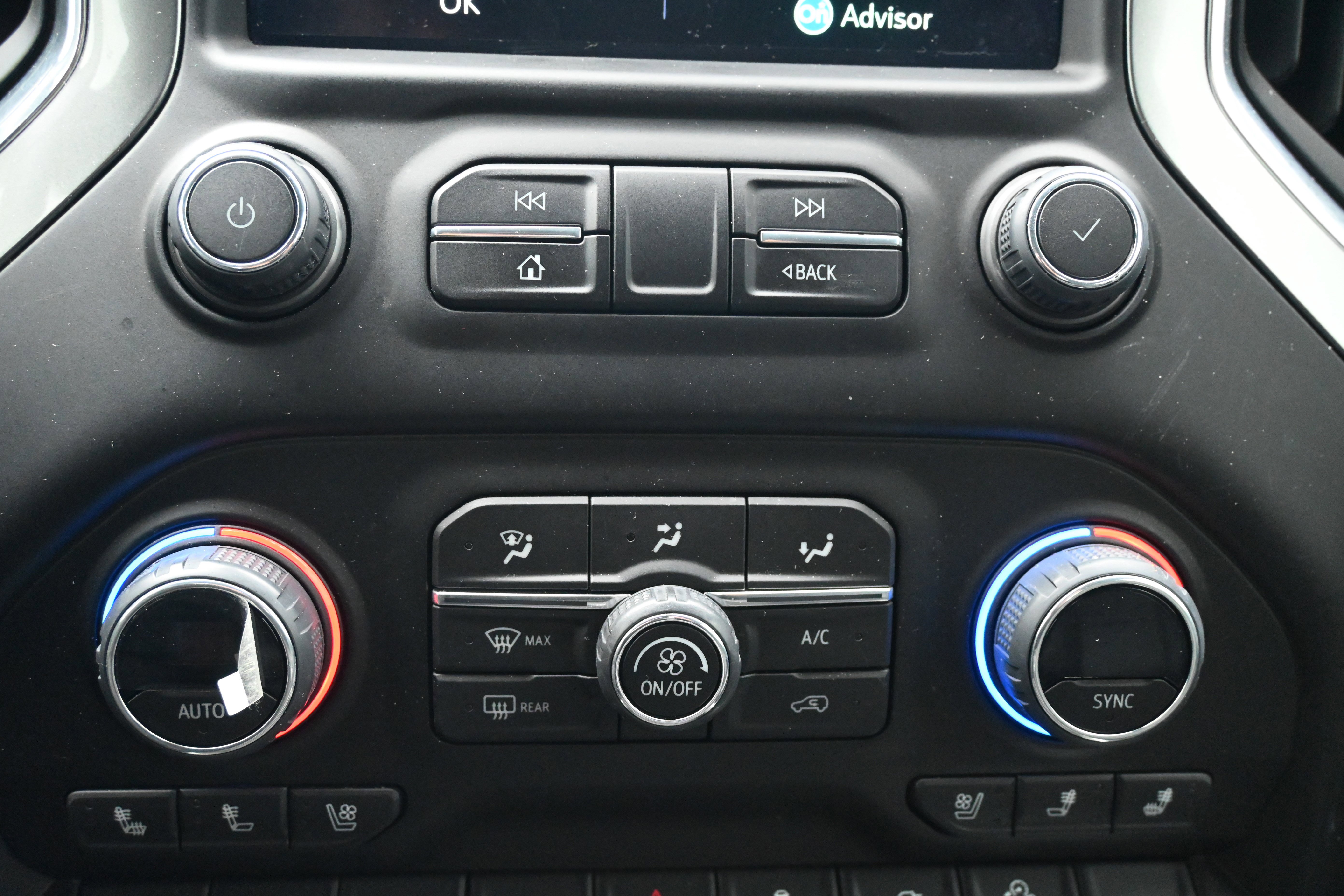 Used 2023 Chevrolet Silverado 2500 LTZ w/ LTZ Plus Package image 27