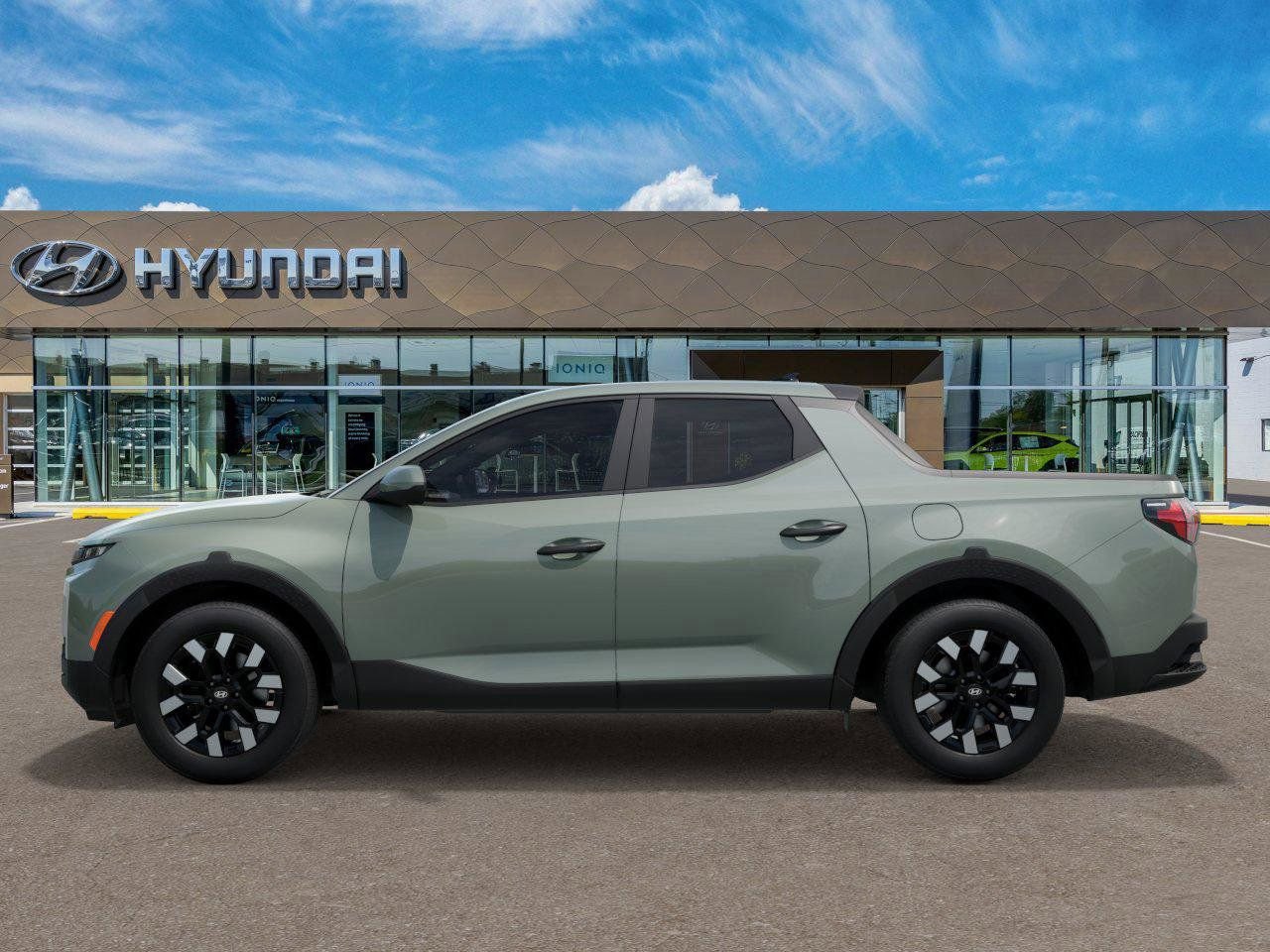 Certified 2025 Hyundai Santa Cruz SE AWD/4WD image 3