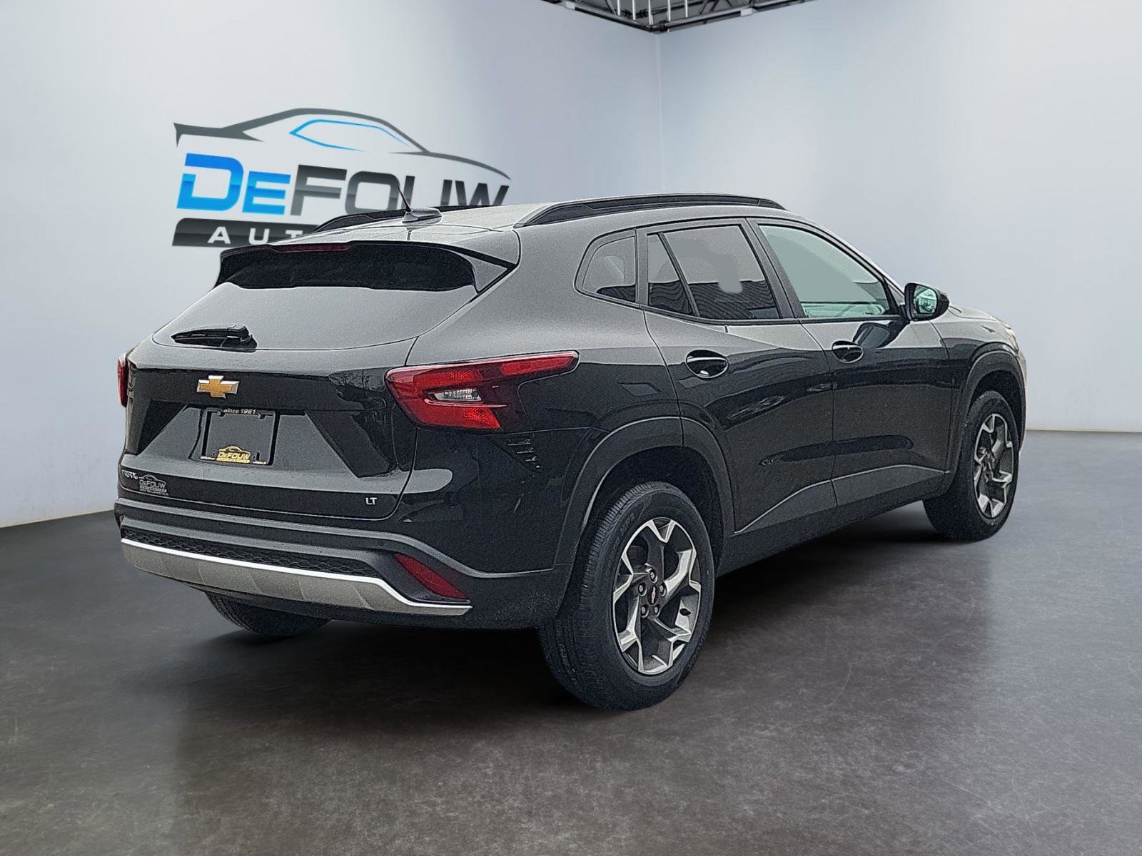 New 2026 Chevrolet Trax LT w/ Driver Confidence Package image 3