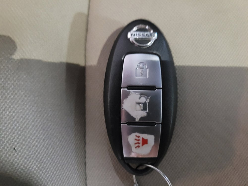 Used 2017 Nissan Pathfinder S AWD/4WD image 32