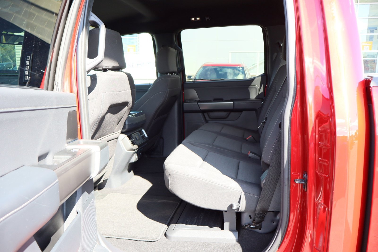 Used 2024 Ford F150 XLT w/ Equipment Group 302A MID AWD/4WD image 27