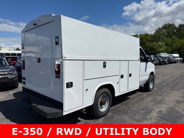 New 2026 Ford E-350 and Econoline 350 Super Duty RWD image 7