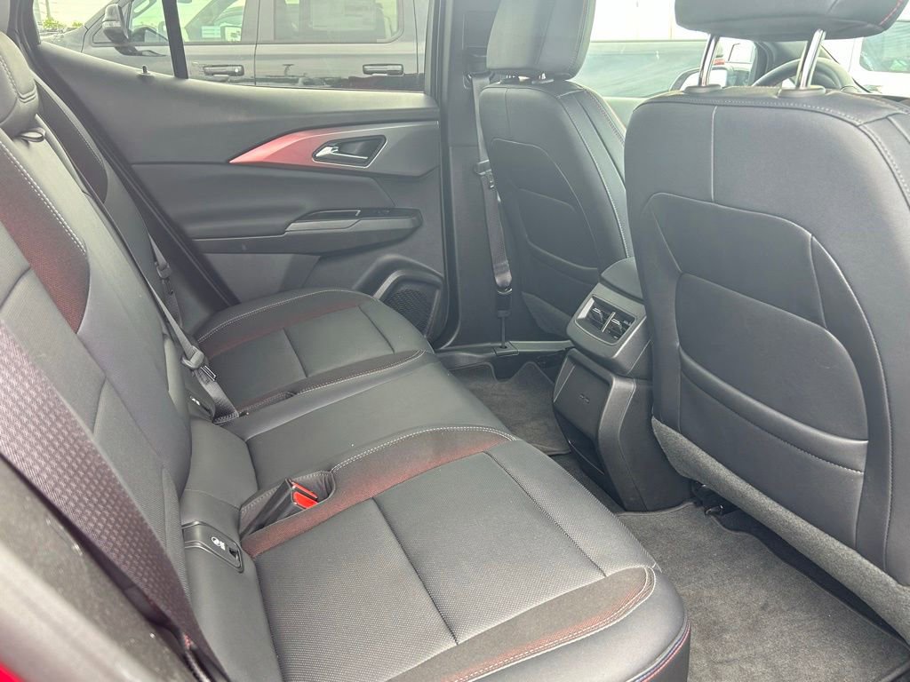 Used 2025 Chevrolet Equinox EV RS FWD image 41
