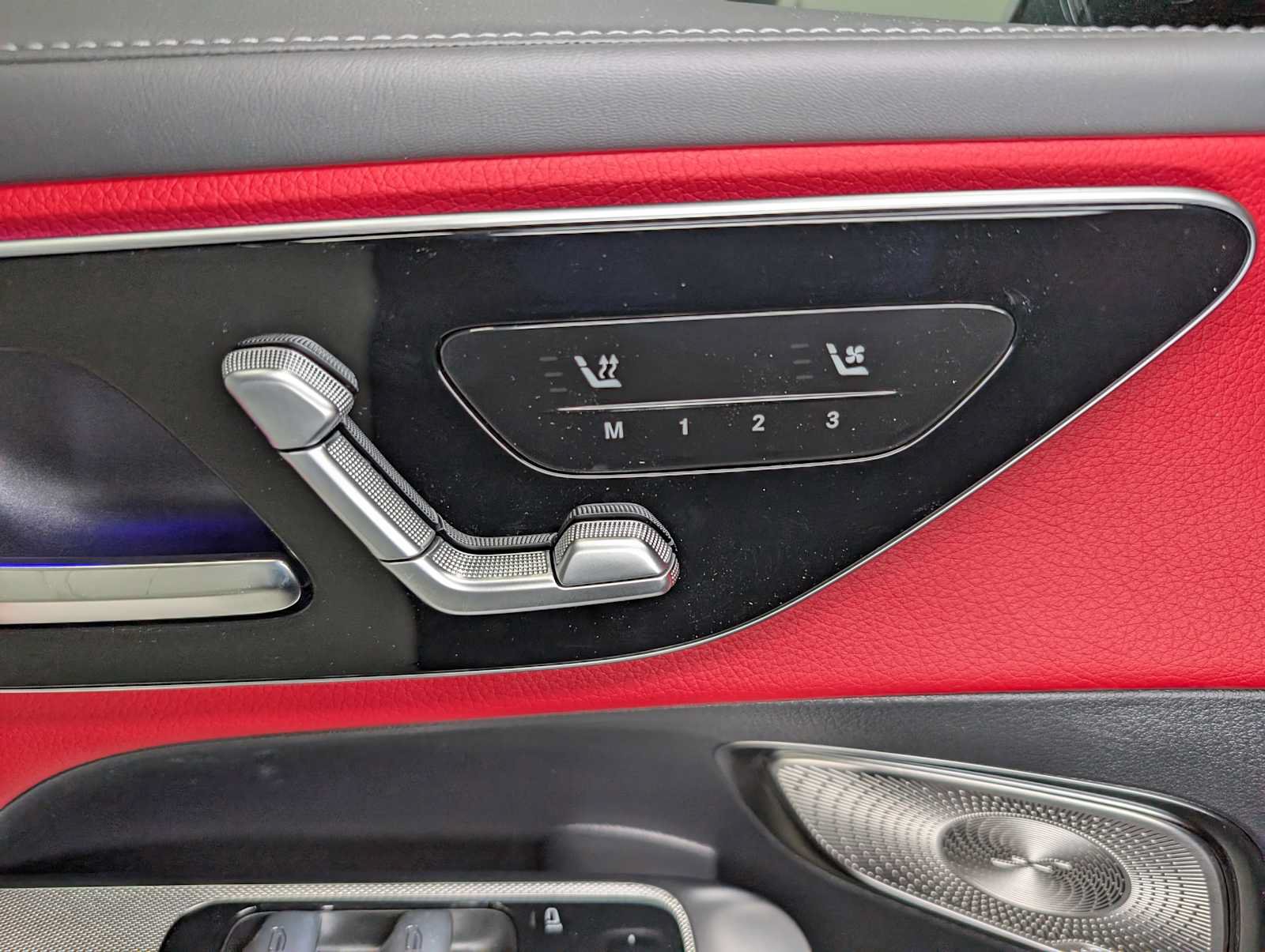 New 2026 Mercedes-Benz GLC 300 4MATIC image 32