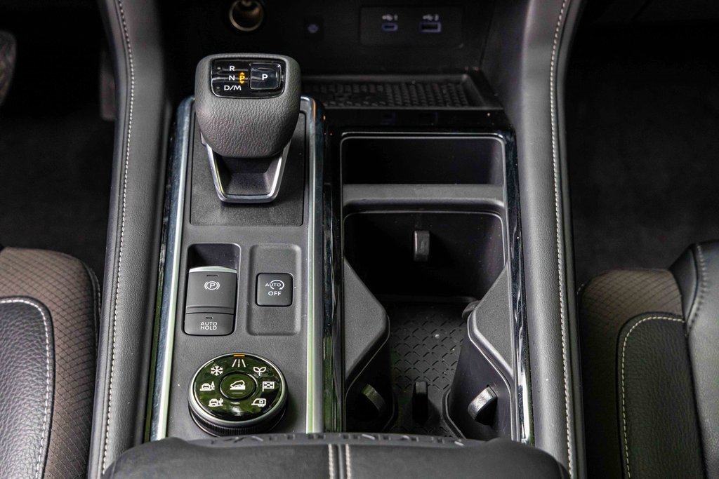 Certified 2024 Nissan Pathfinder SL image 13