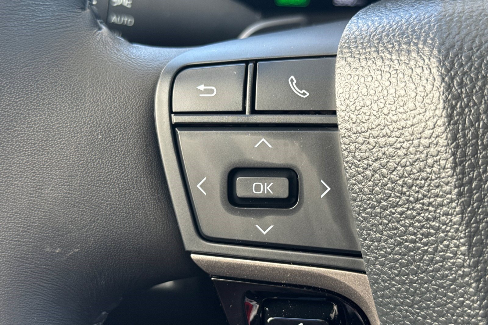 Used 2025 Toyota Camry XSE w/ Premium Plus Package FWD image 30