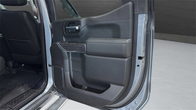 Used 2022 Chevrolet Silverado 1500 LTZ image 30