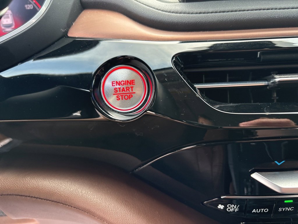 Used 2025 Acura MDX w/ Technology Package image 27