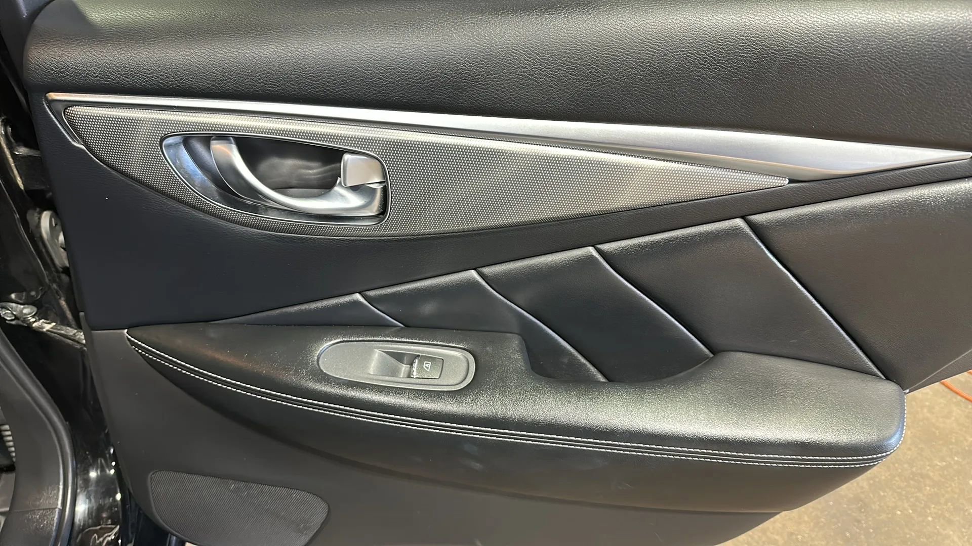 Used 2018 INFINITI Q50 Sport image 15