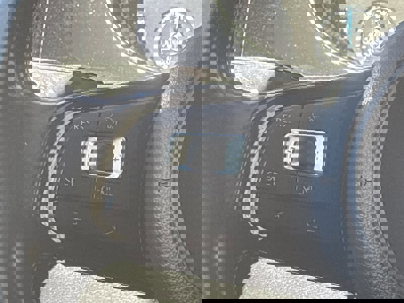 Used 2016 Volkswagen Golf 4-Door image 30