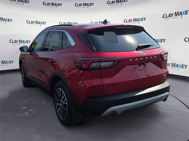 Used 2024 Ford Escape SE image 3