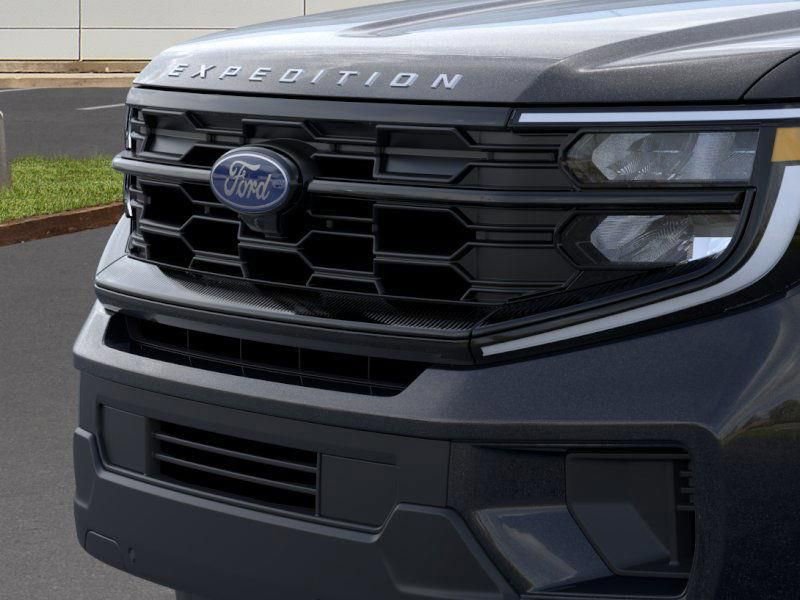New 2026 Ford Expedition Active image 17