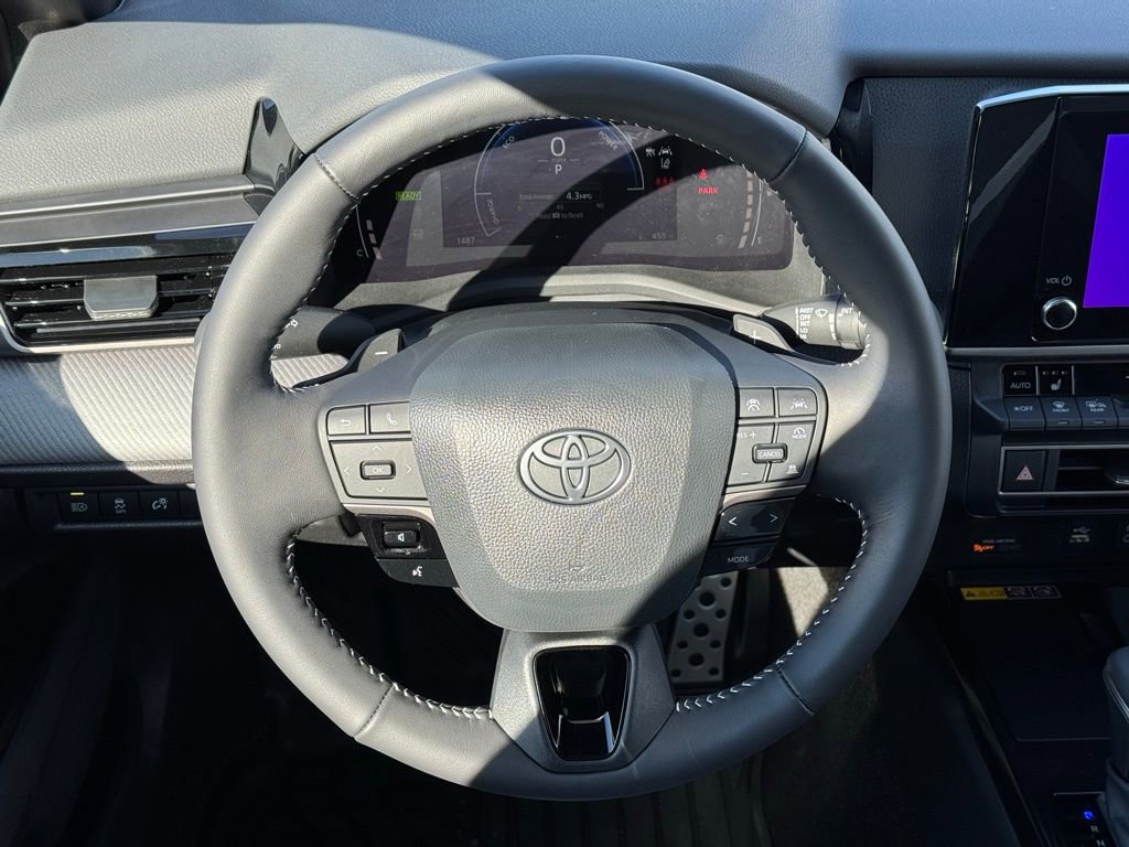 Used 2026 Toyota Camry SE w/ Convenience Package image 19