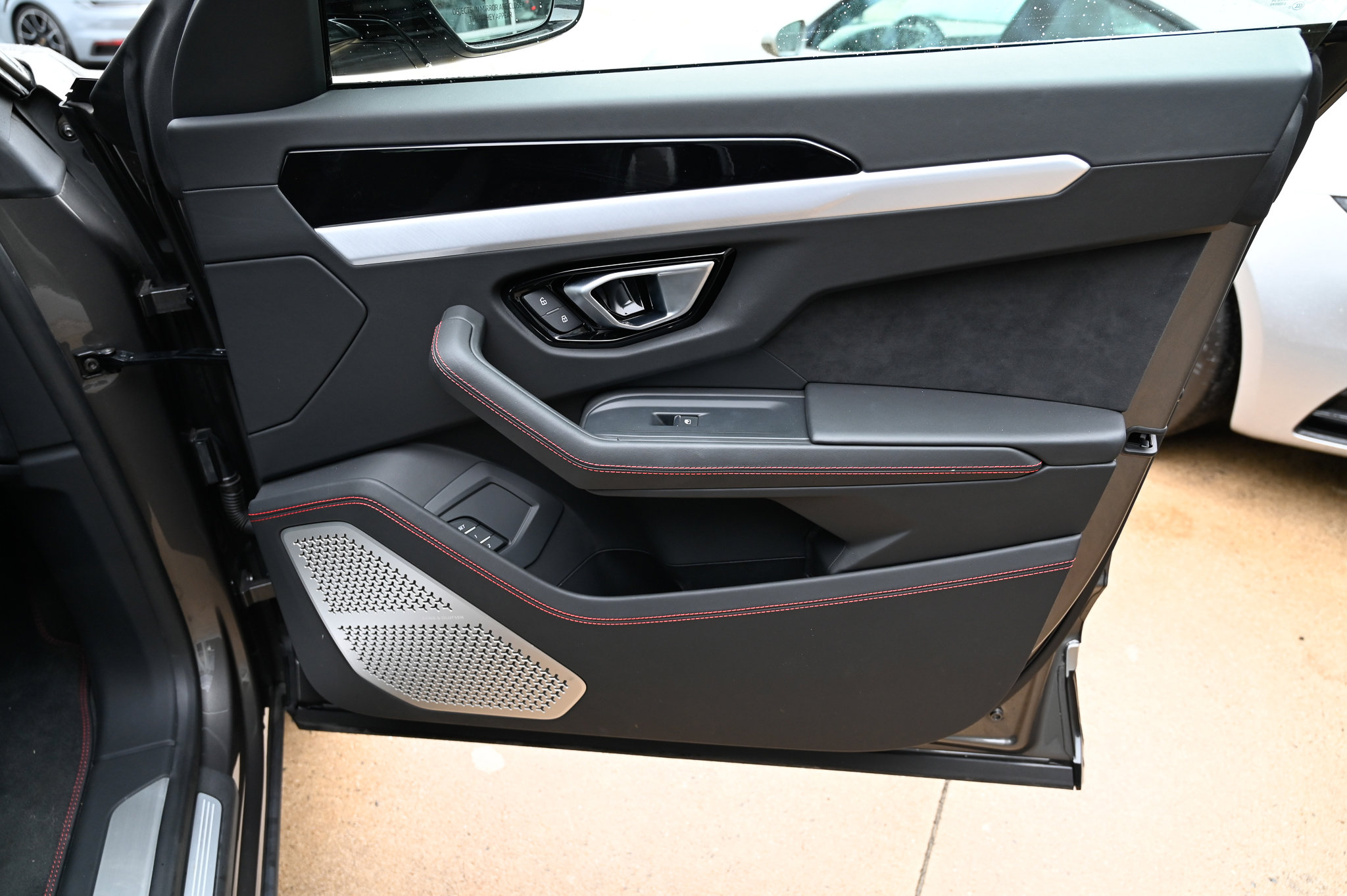 Used 2021 Lamborghini Urus image 59