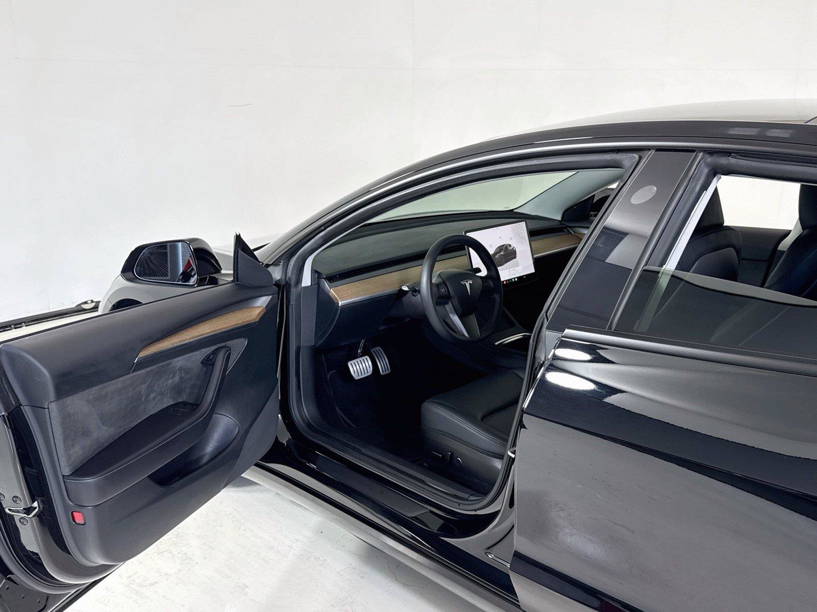 Used 2023 Tesla Model 3 Performance AWD/4WD image 10