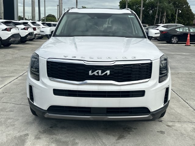 Used 2022 Kia Telluride S AWD/4WD image 3