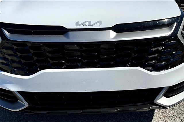 Used 2024 Kia Sportage EX image 32