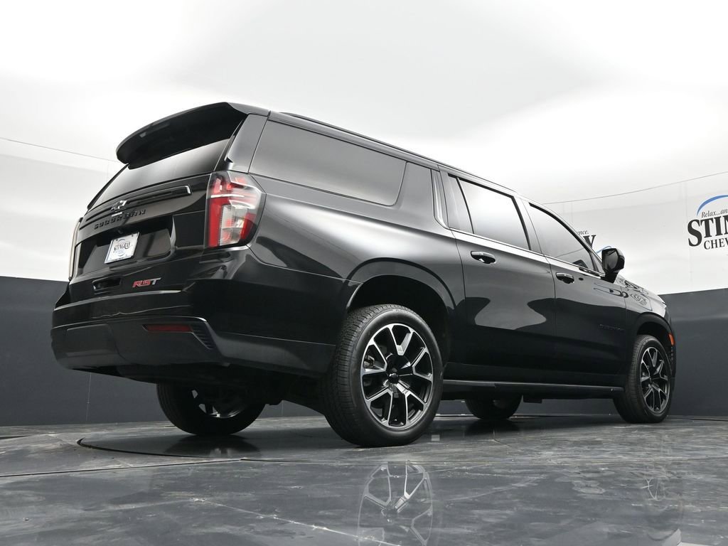 Used 2023 Chevrolet Suburban RST AWD/4WD image 23