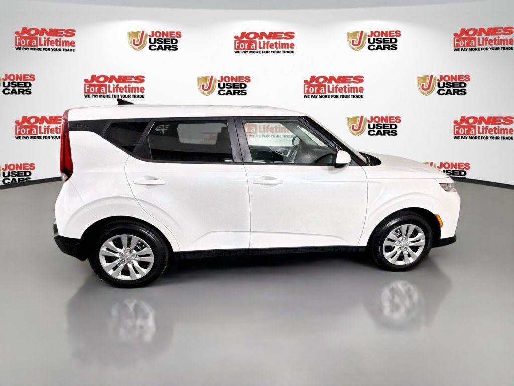 Used 2021 Kia Soul LX FWD image 15