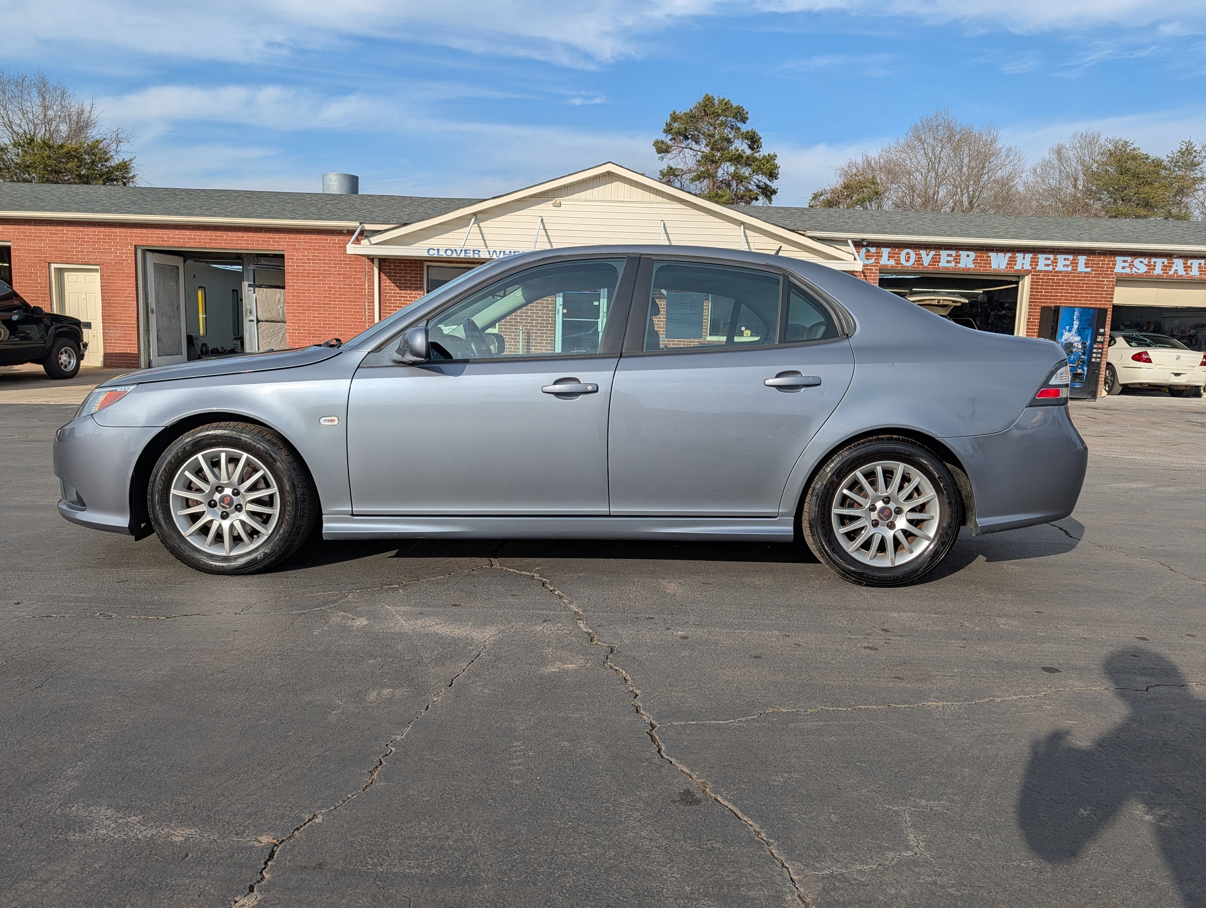 Used 2010 Saab 9-3 2.0T image 9