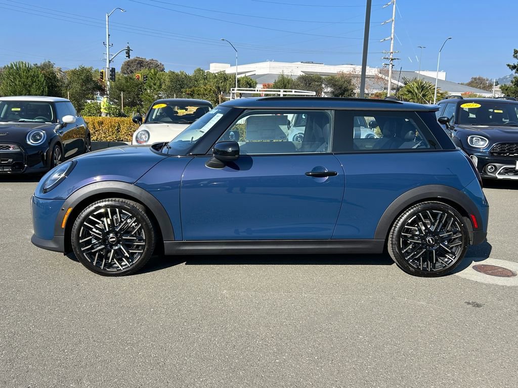 New 2026 MINI Cooper S image 2