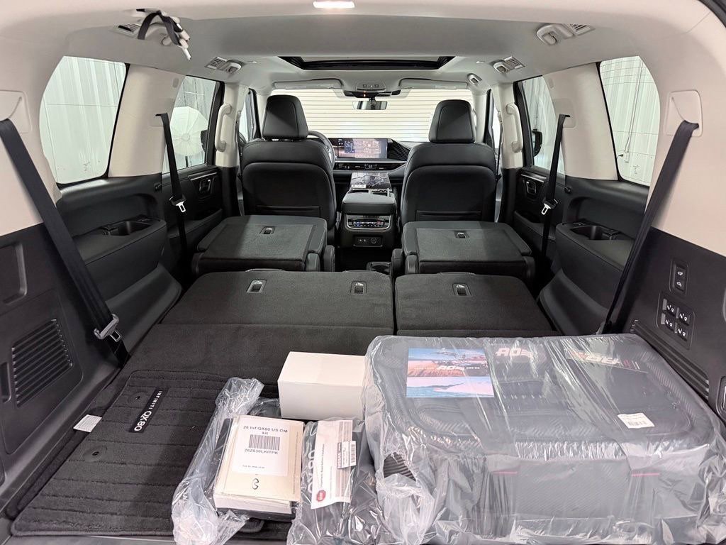 Certified 2026 INFINITI QX80 Luxe w/ Cargo Package RWD image 38