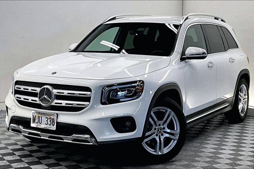 Used 2022 Mercedes-Benz GLB 250 image 1