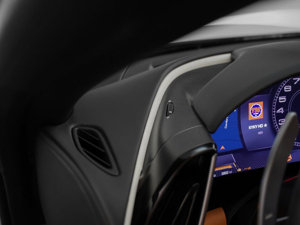 Certified 2024 Ferrari Roma Spider image 45