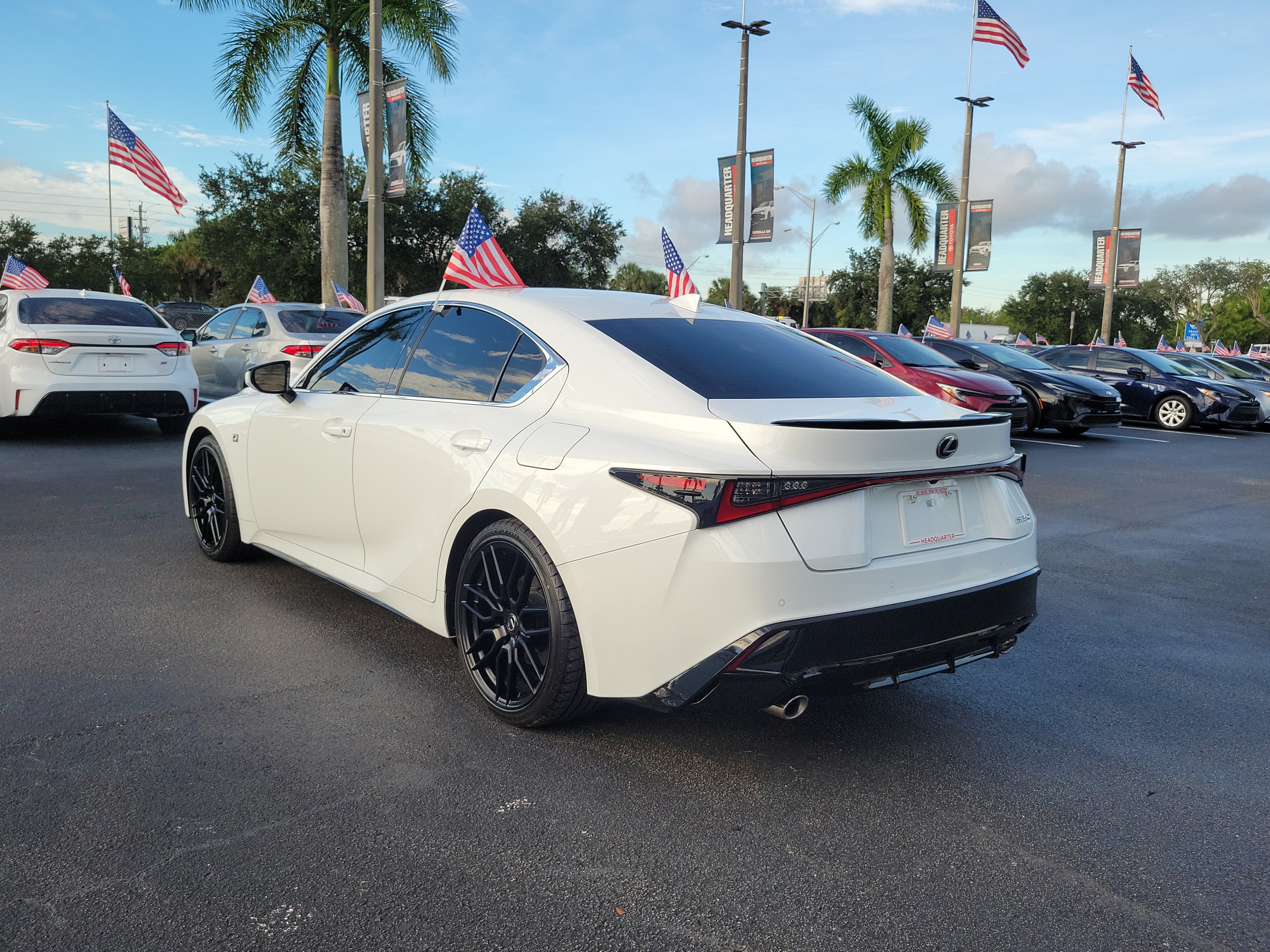 Used 2023 Lexus IS 350 F Sport RWD image 9