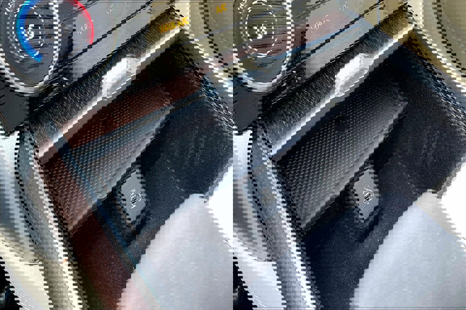 Certified 2023 Land Rover Range Rover Long Wheelbase Autobiography image 33