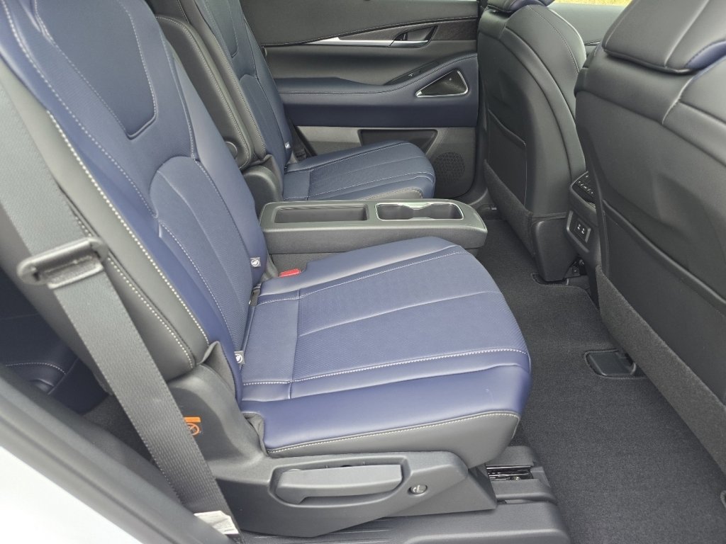 New 2026 INFINITI QX60 Sport image 22