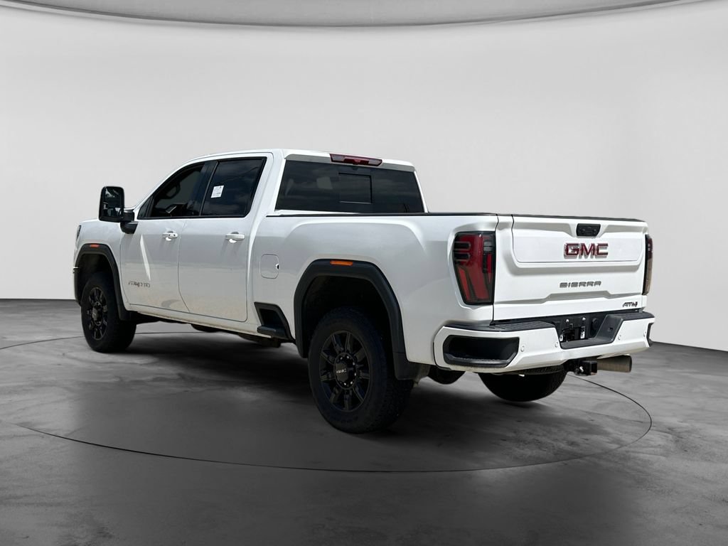 Used 2025 GMC Sierra 2500 AT4 AWD/4WD image 7