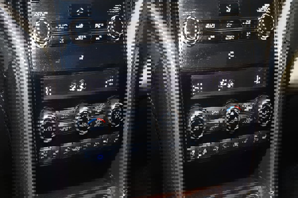 Used 2020 Subaru Ascent Touring w/ Popular Package #3 image 31