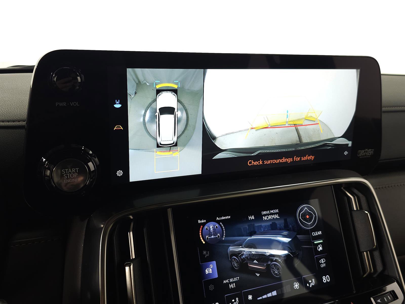 Certified 2024 Lexus LX 600 4WD w/ Appearance Package image 30