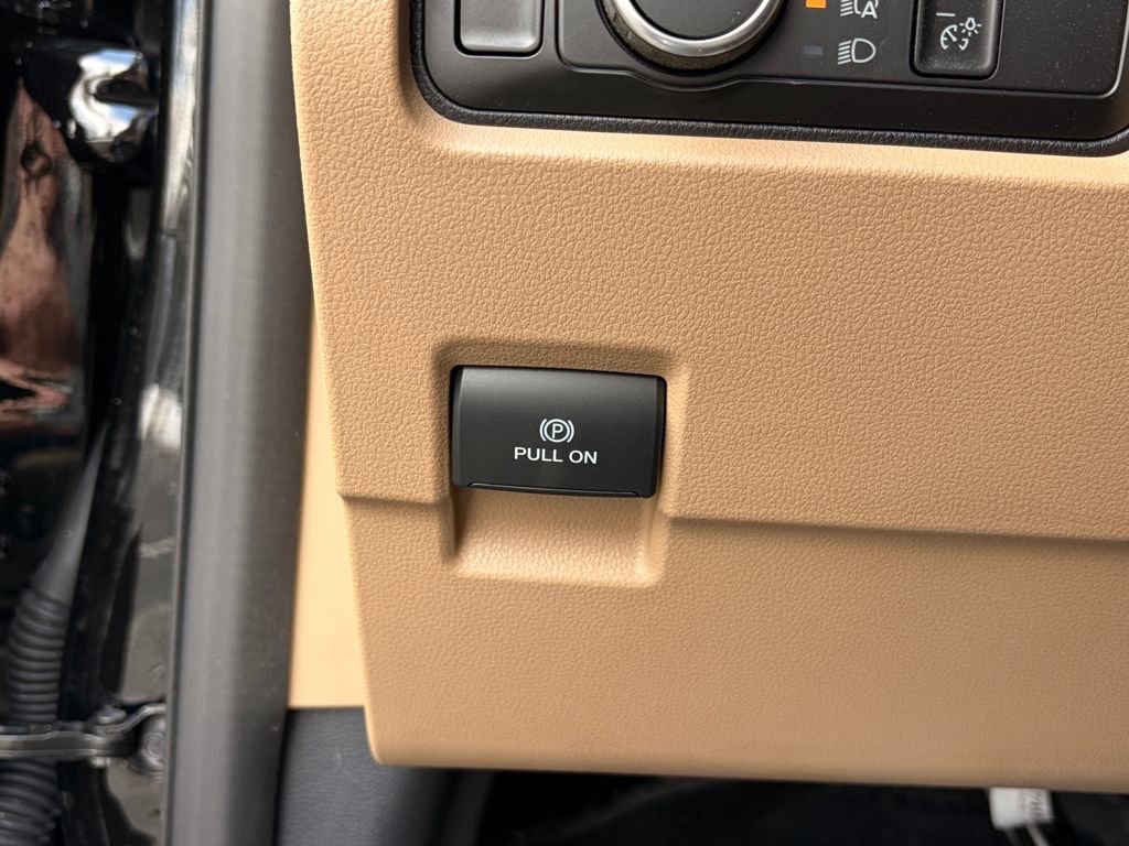 Used 2026 Ford F350 XLT AWD/4WD image 27