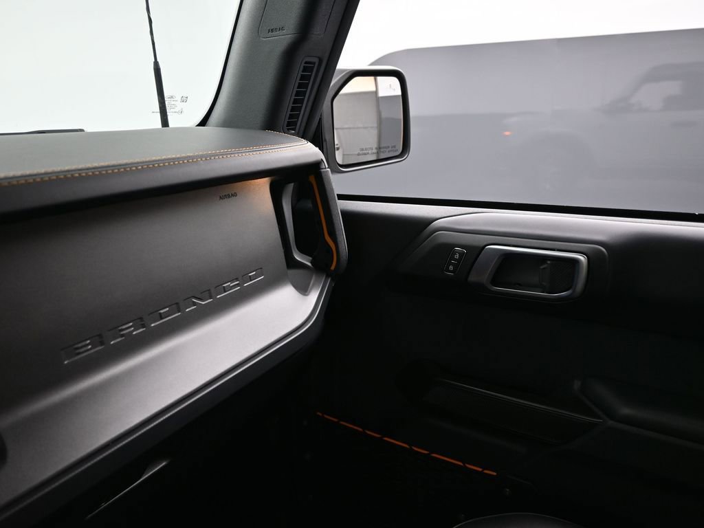 Used 2024 Ford Bronco Badlands image 18