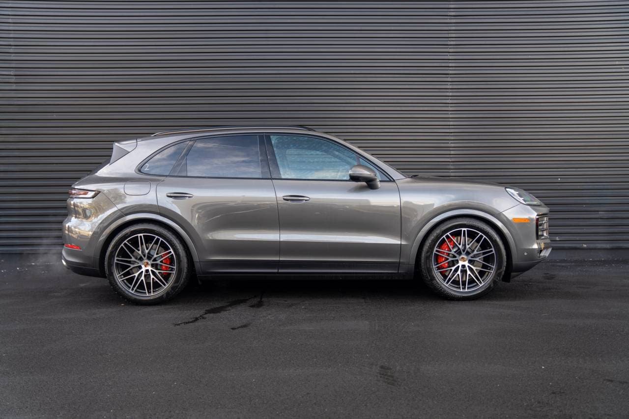 New 2026 Porsche Cayenne S AWD/4WD image 11