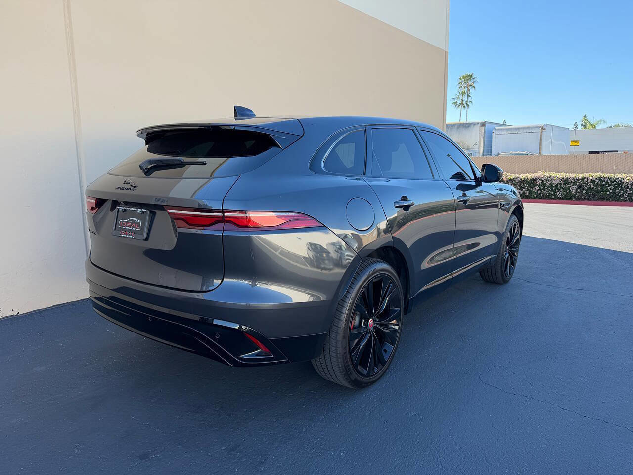 Used 2022 Jaguar F-PACE S AWD/4WD image 4