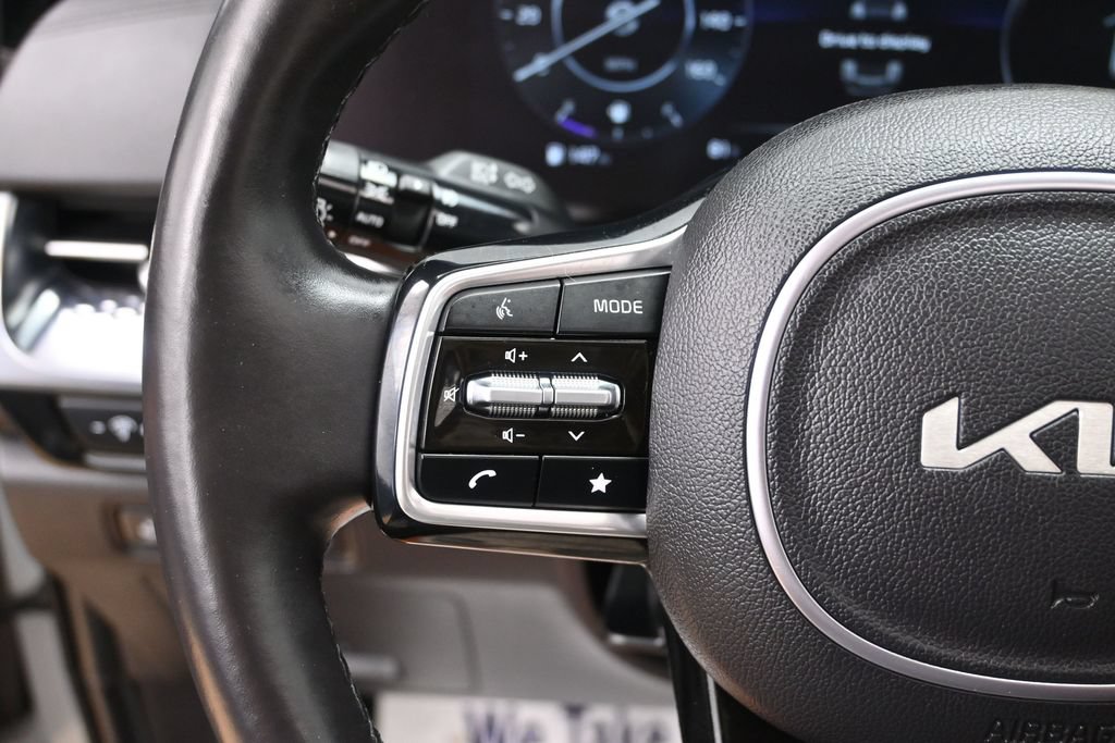 Used 2024 Kia Carnival SX Prestige FWD image 26