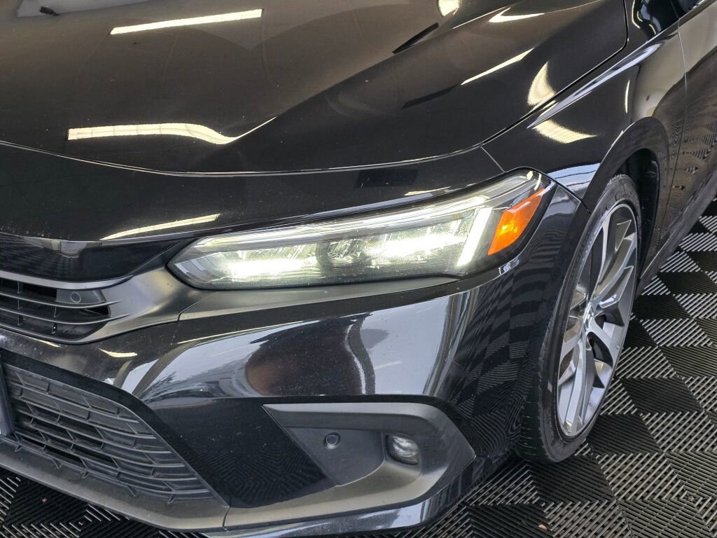 Used 2022 Honda Civic Touring image 11