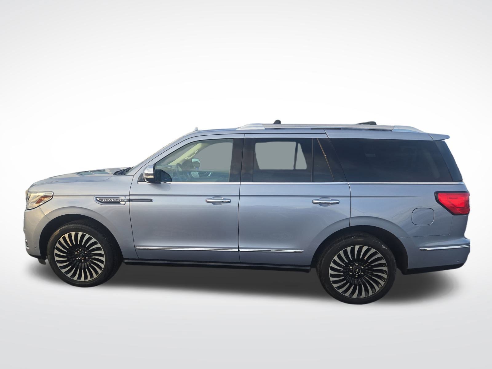 Used 2019 Lincoln Navigator Black Label w/ Cargo Package image 11