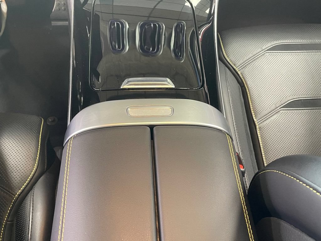 Used 2024 Mercedes-Benz C 36 AMG S image 40