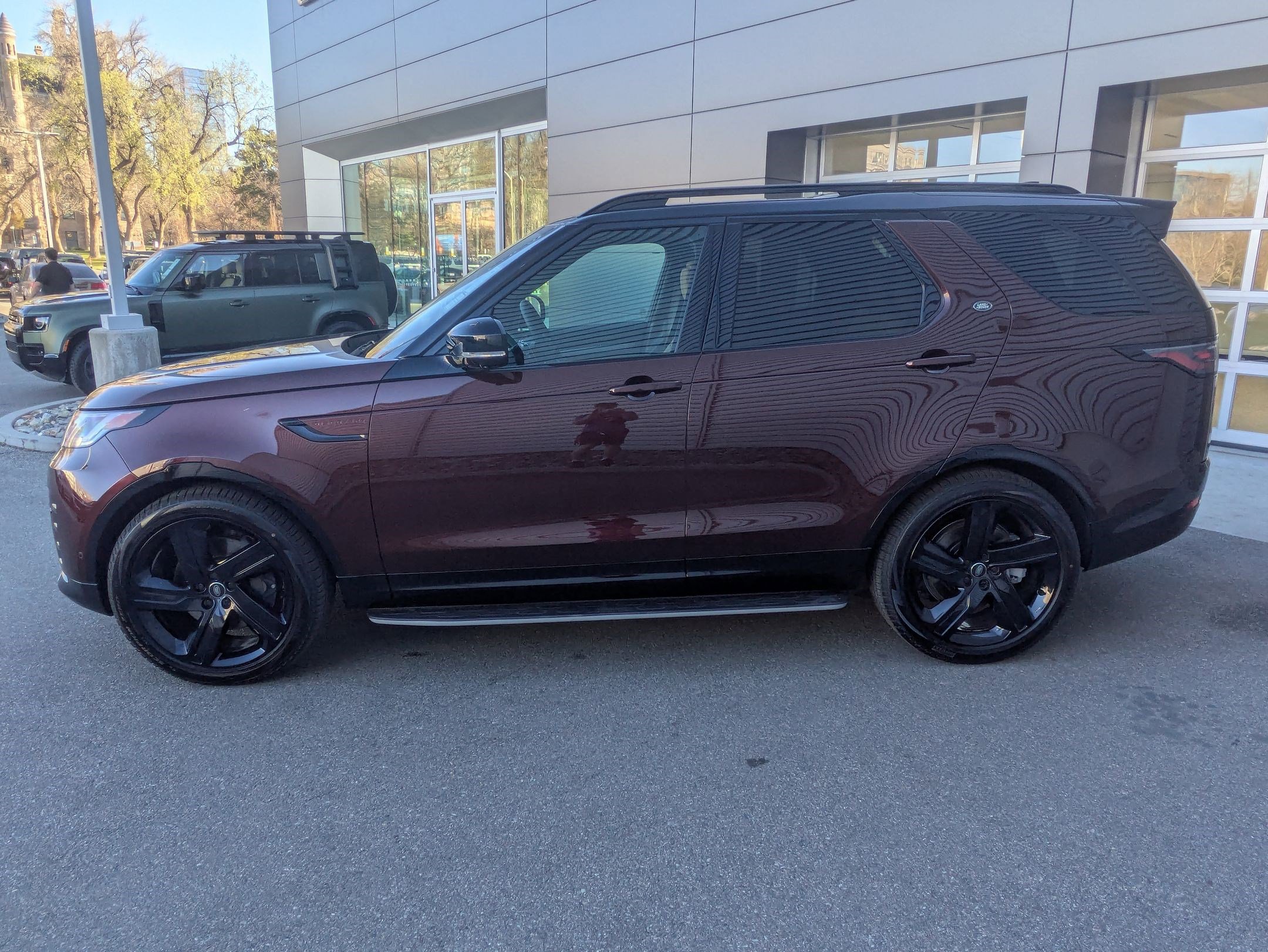 New 2026 Land Rover Discovery Limited Edition image 8