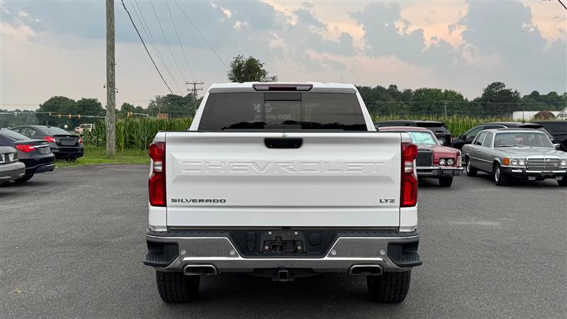 Used 2023 Chevrolet Silverado 1500 LTZ w/ LTZ Convenience Package II AWD/4WD image 8