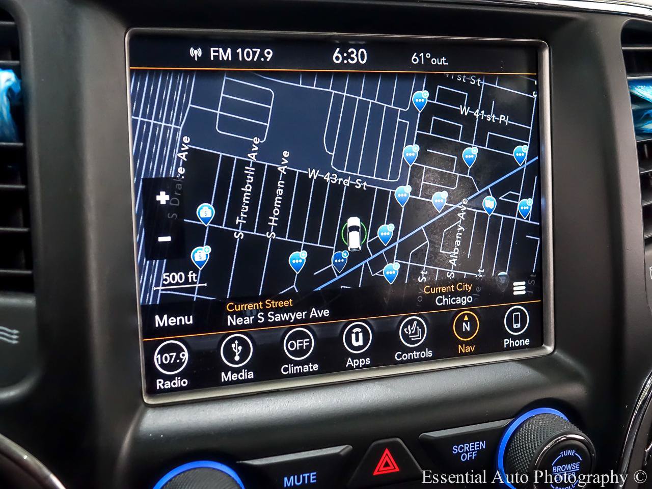 Used 2018 Jeep Grand Cherokee Overland AWD/4WD image 21