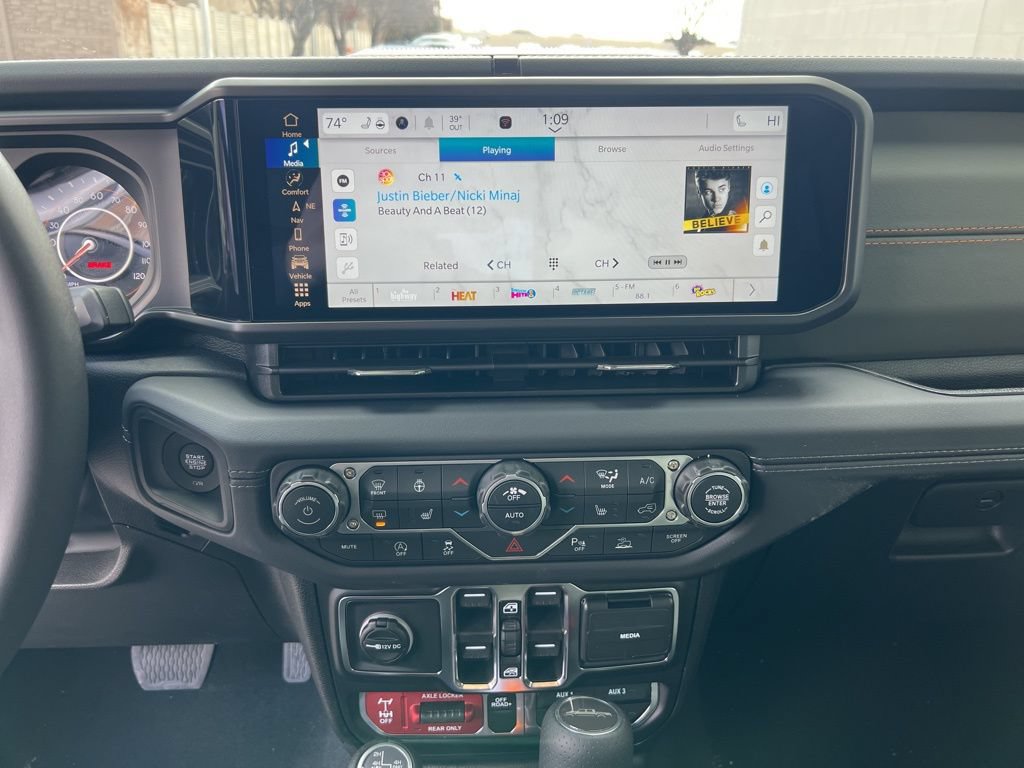 New 2026 Jeep Gladiator Mojave AWD/4WD image 14