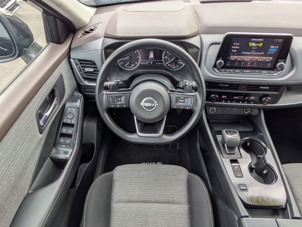 Used 2023 Nissan Rogue SV image 15