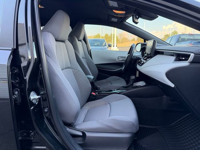 Certified 2022 Toyota Corolla SE w/ Carpet Mat Package (TMS) FWD image 18