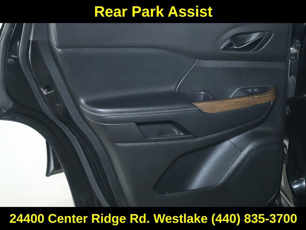 Used 2019 GMC Acadia SLE w/ Driver Alert Package I image 13