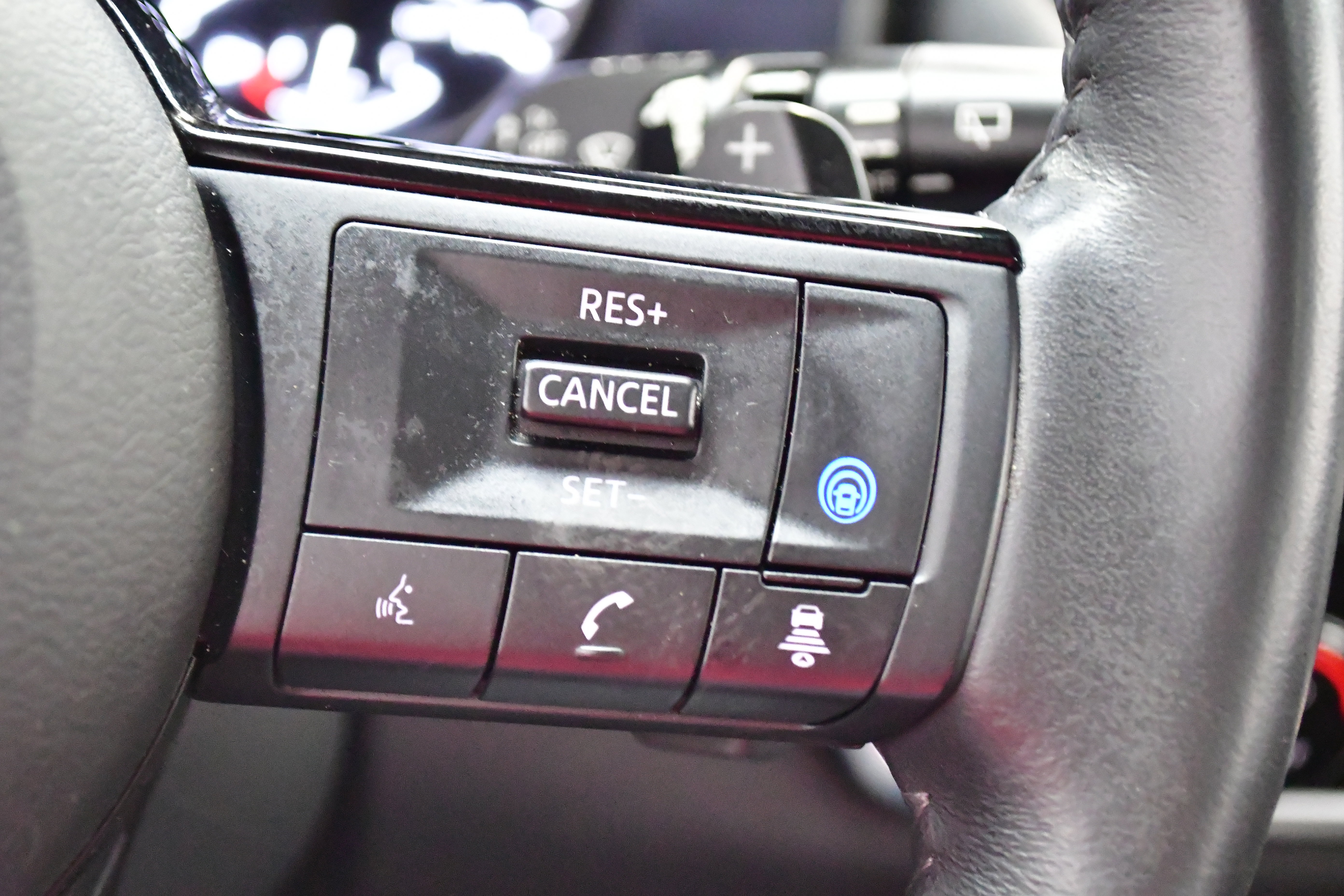 Used 2021 Nissan Rogue SV w/ Premium Package AWD/4WD image 25